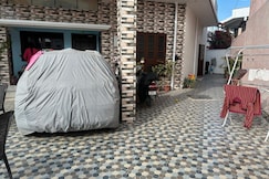 Dhyani Niwas, Dehradun