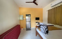 Twin - Single and twin bed