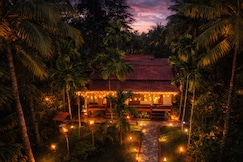 Coconut Fly Holidays, Diveagar