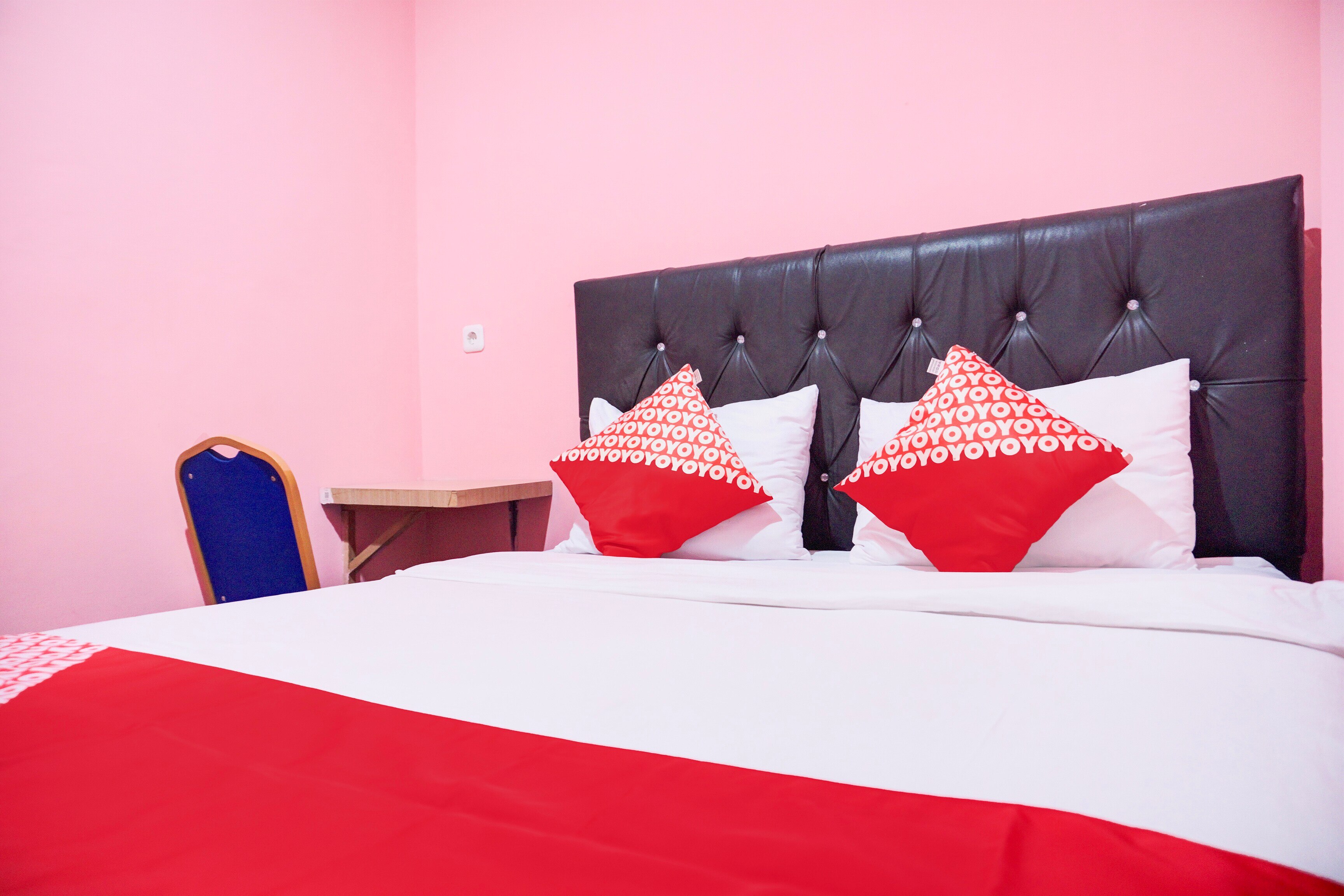 Hotel O Ilir Timur I Near Rsud Siti Fatimah Az-Zahra Formerly Lumendiva Suite - Tap to explore photos