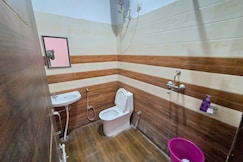 Hotel Delight 106 Rooms Stay Airport budget rooms, Jaipur