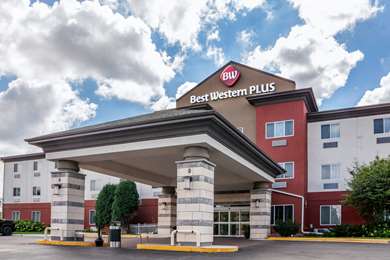 Best Western Plus Sparta Trail Lodge - Tap to explore photos