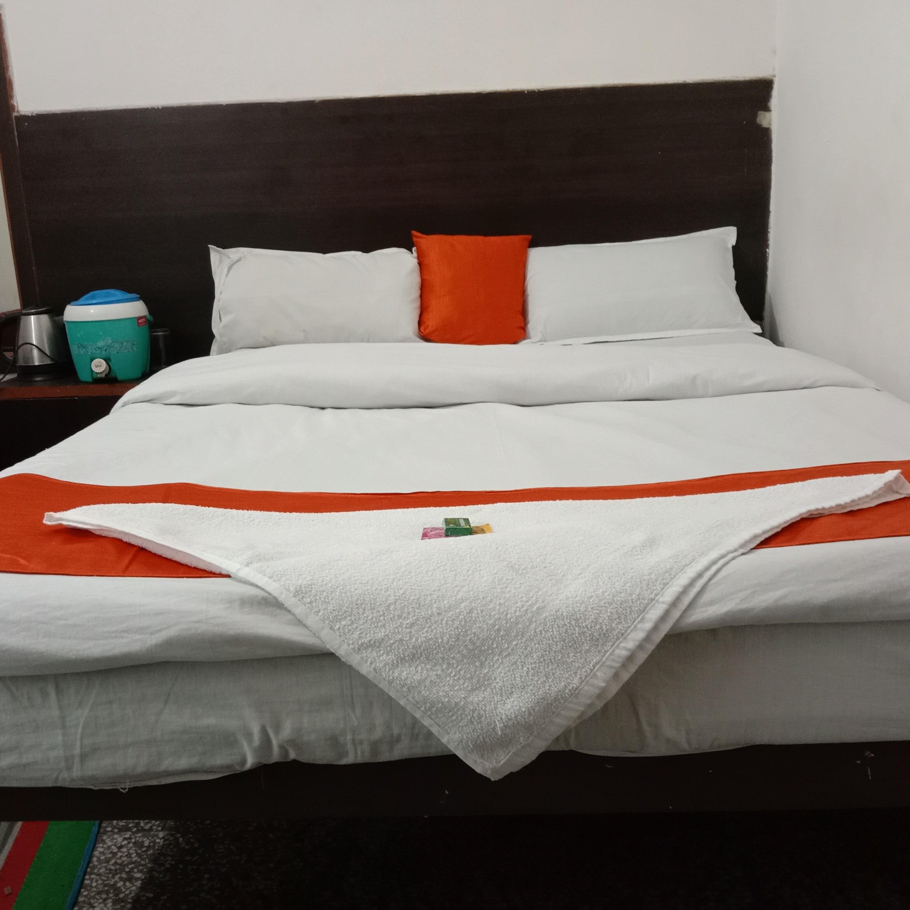 Hotel Sumitra By WB Inn - Tap to explore photos