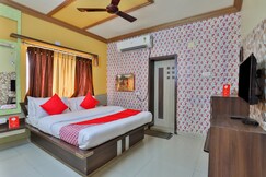 Hotels Near Dwarkadhish Temple Book from Hotels                             