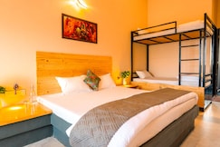 Aavaas Farm Hostel, Nashik