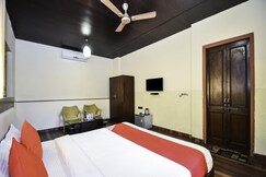 Oyo Rooms Udaipur - Book Udaipur Hotels with 80% OFF - MakeMyTrip