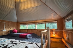 Dostel Shangarh Pahadi Home, Sainj