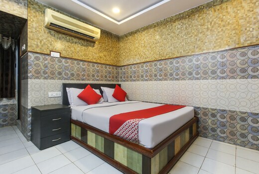 Hotel O Neyveli Central Railway Junction Formerly MP Residency