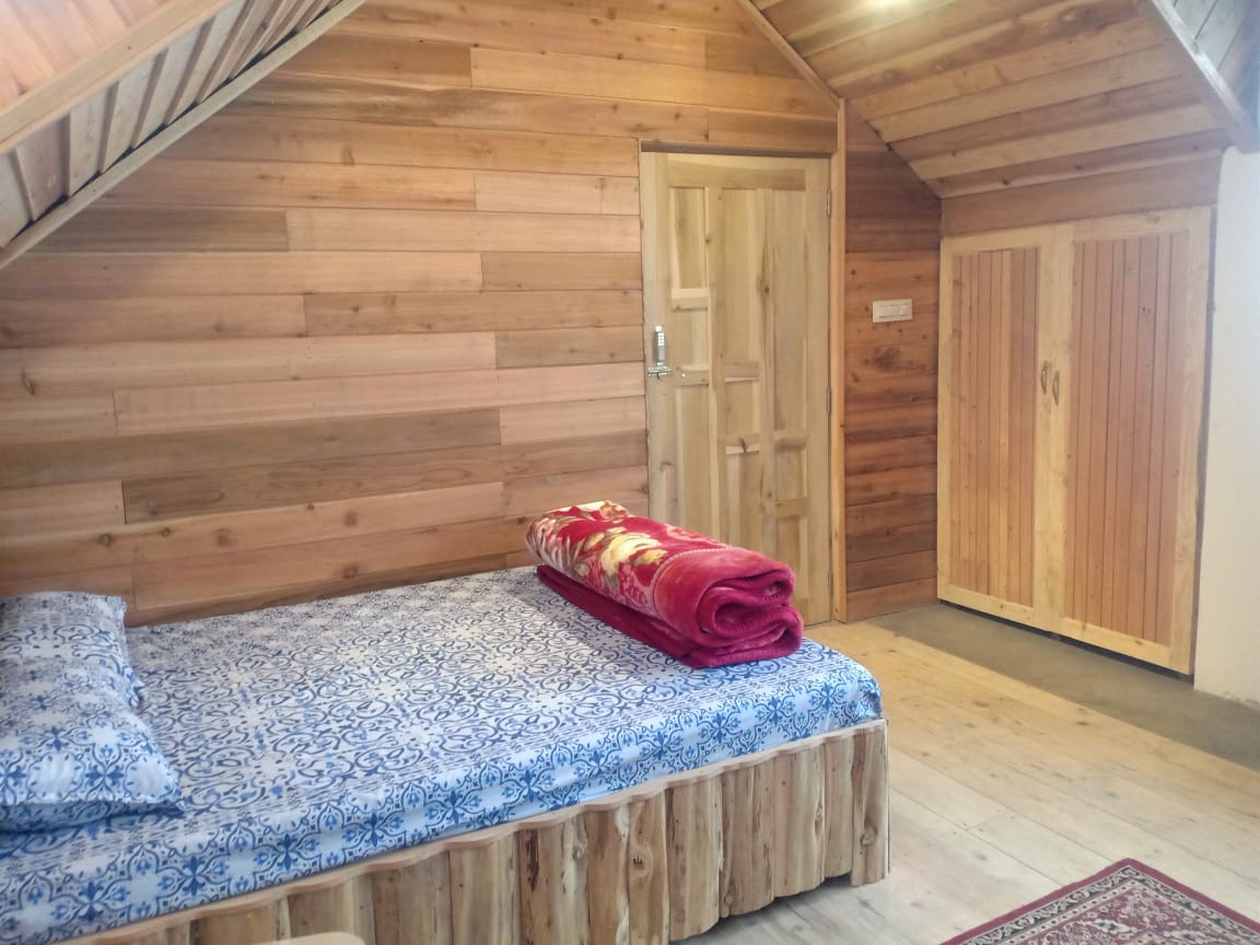 Hermit Retreat Homestay - Tap to explore photos