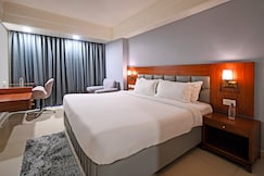 Palette Madhapur, Hyderabad