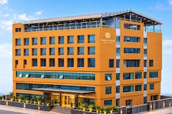 Hotel Sanket Elite, Dhule