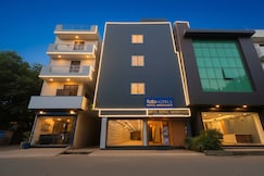 FabHotel Royal Reena Residency, Delhi