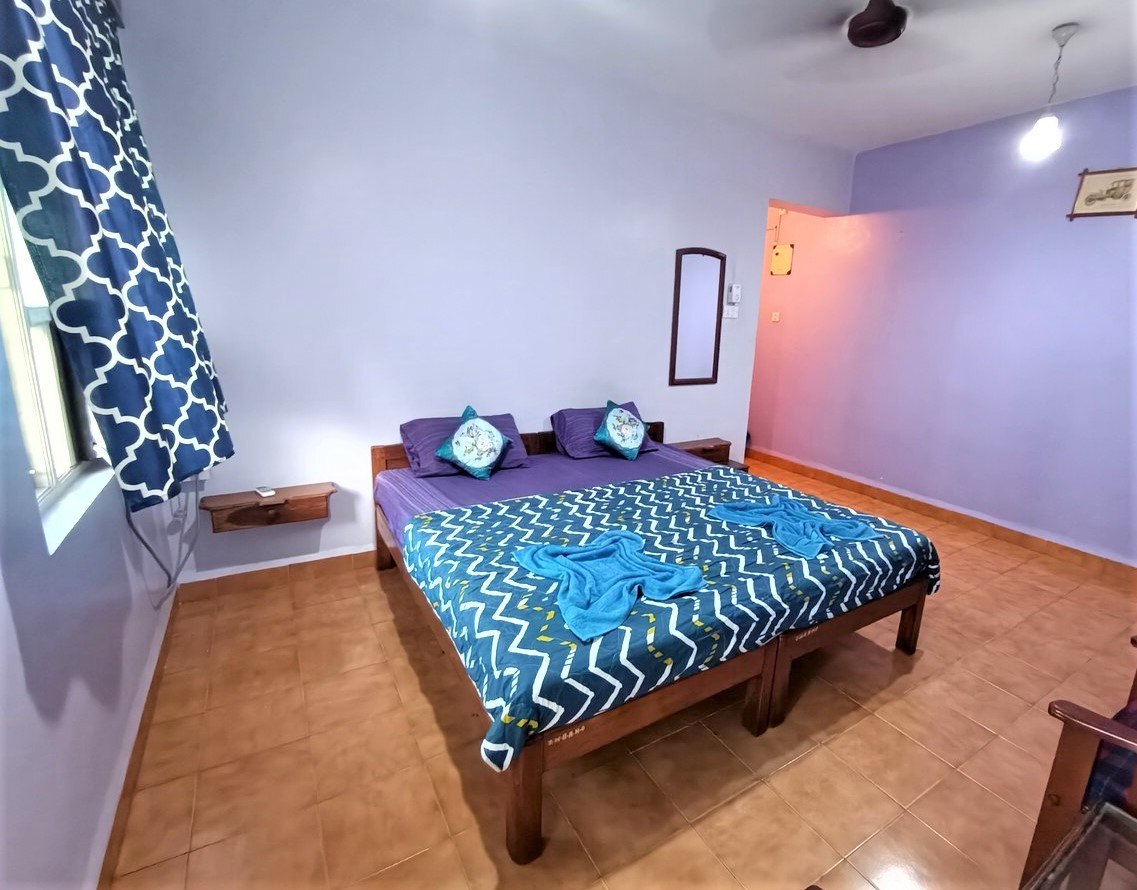 Cosy Stay in Baga | Entire 2 BHK Apartment - Tap to explore photos