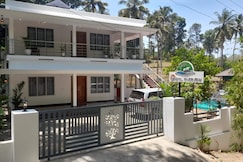 Crystal Riverview Homestay, Valparai