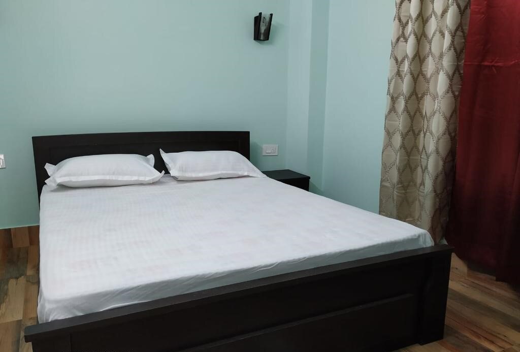 Tulip Homestay-2 BHK Homestay - Tap to explore photos