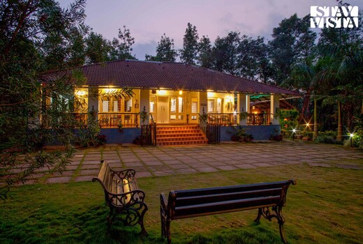 StayVista at Green Pastures - 3BR w/ Bonfire and Views