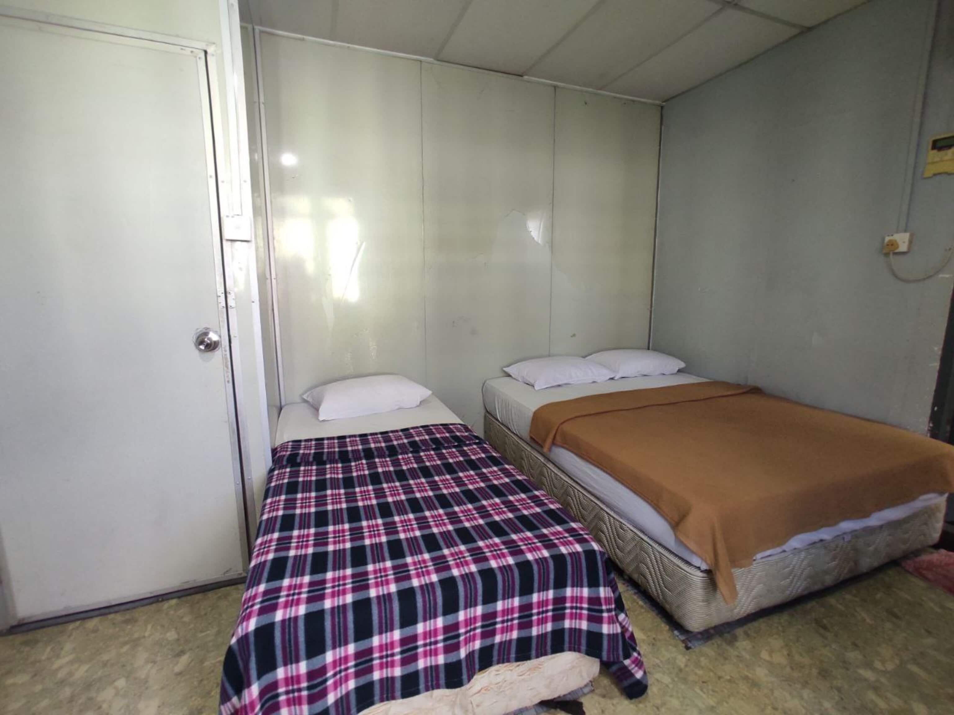 OYO 91020 Hotel 59 - Tap to explore photos