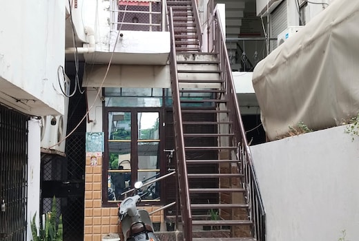 Woodstock Homestay By GRB