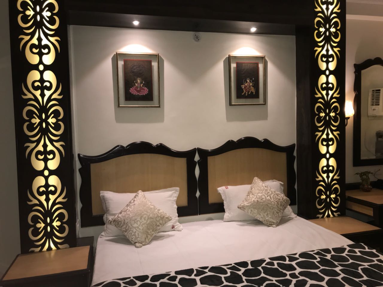 HOTEL RAJ SHREE - Tap to explore photos