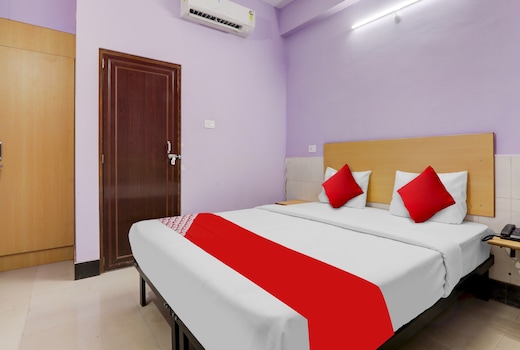 Hotel O SRV Palace