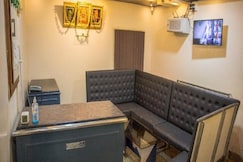 Shri Vasant Lodge, Parasgad