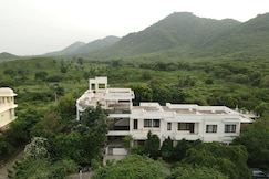 Devraj Villa | Rooms & Restaurant, Udaipur