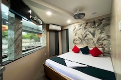 Hotel Shivalas, Mumbai