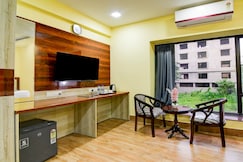 Hotel O Familto Residency & Restaurant, Kolkata
