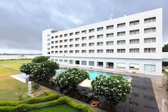 Hotel Naveen Lakeside