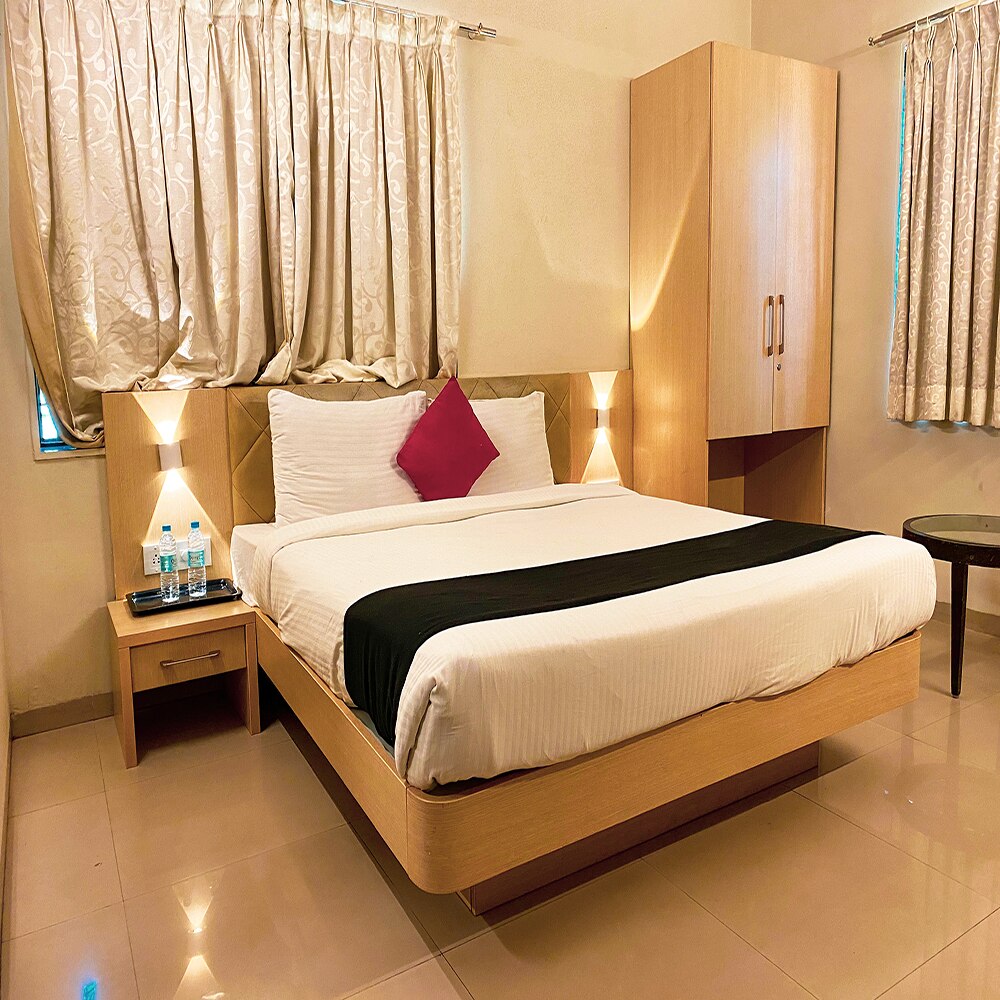 Aron Resort Lonavala Near Old Mumbai Pune Highway 2
