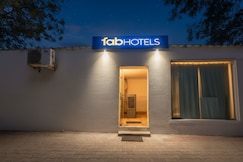 FabHotel Aavkar, Ahmedabad