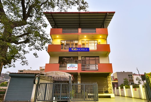 FabHotel Aayat Home Stay