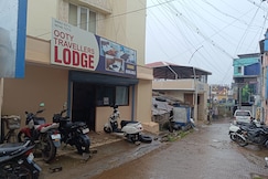 Ooty Travelers Lodge , Ooty