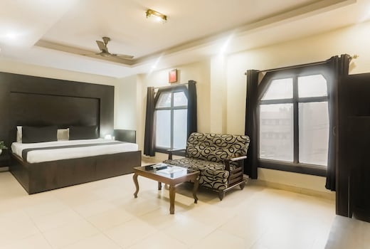 Super Townhouse Jabalpur Railway Junction Formerly Hotel Roopali