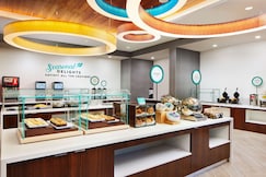 Embassy Suites by Hilton Atlanta Airport North, DeKalb