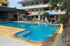 DJ Residency, Nong Yai