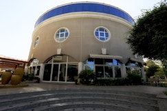 Sharjah Premiere Hotel & Resort, Sohar