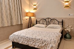 Tittle Hut 1 BHK Apartment, Mumbai