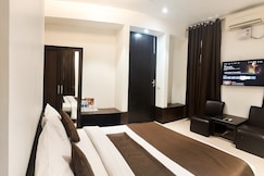 THE WINDCROSS HOTEL, Kalka