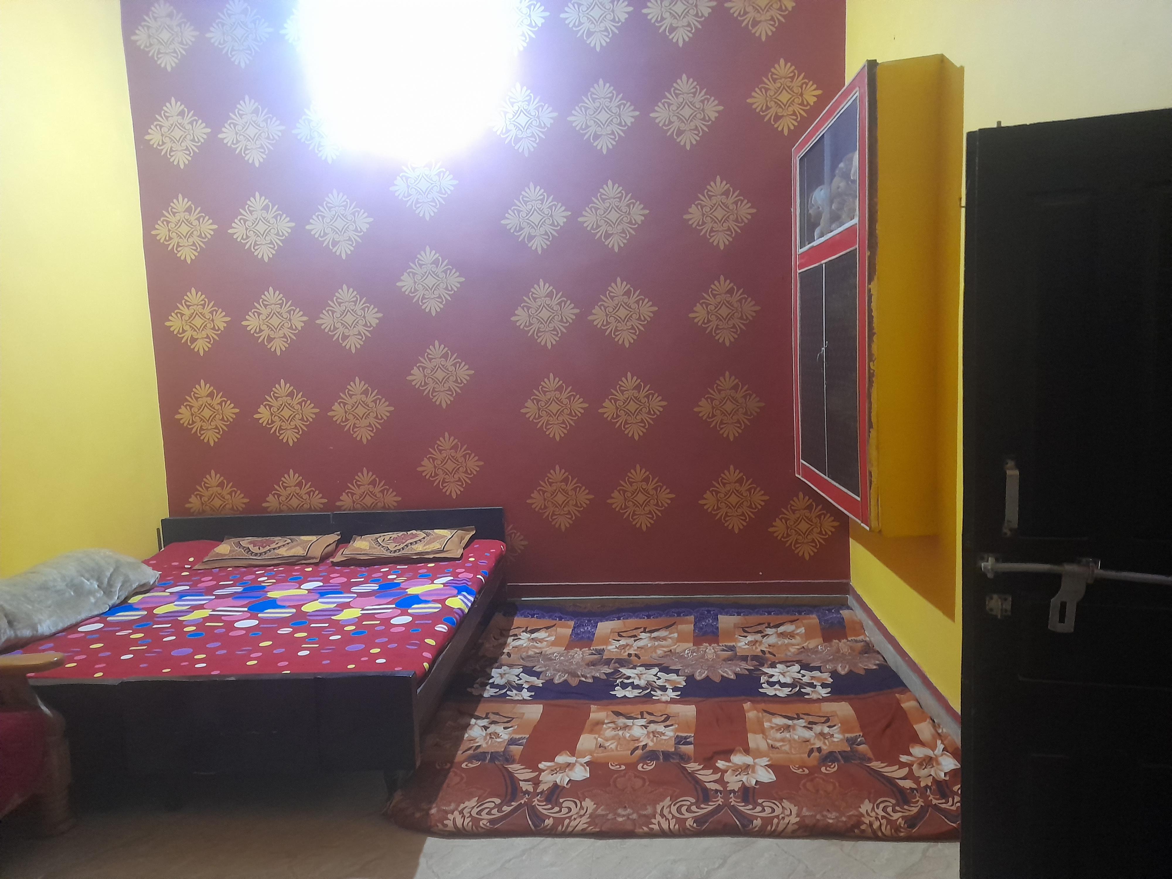 Shivay HomeStay - Tap to explore photos