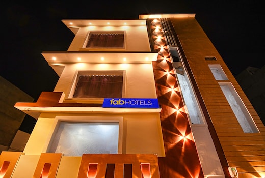 FabHotel Geeta Bhawan