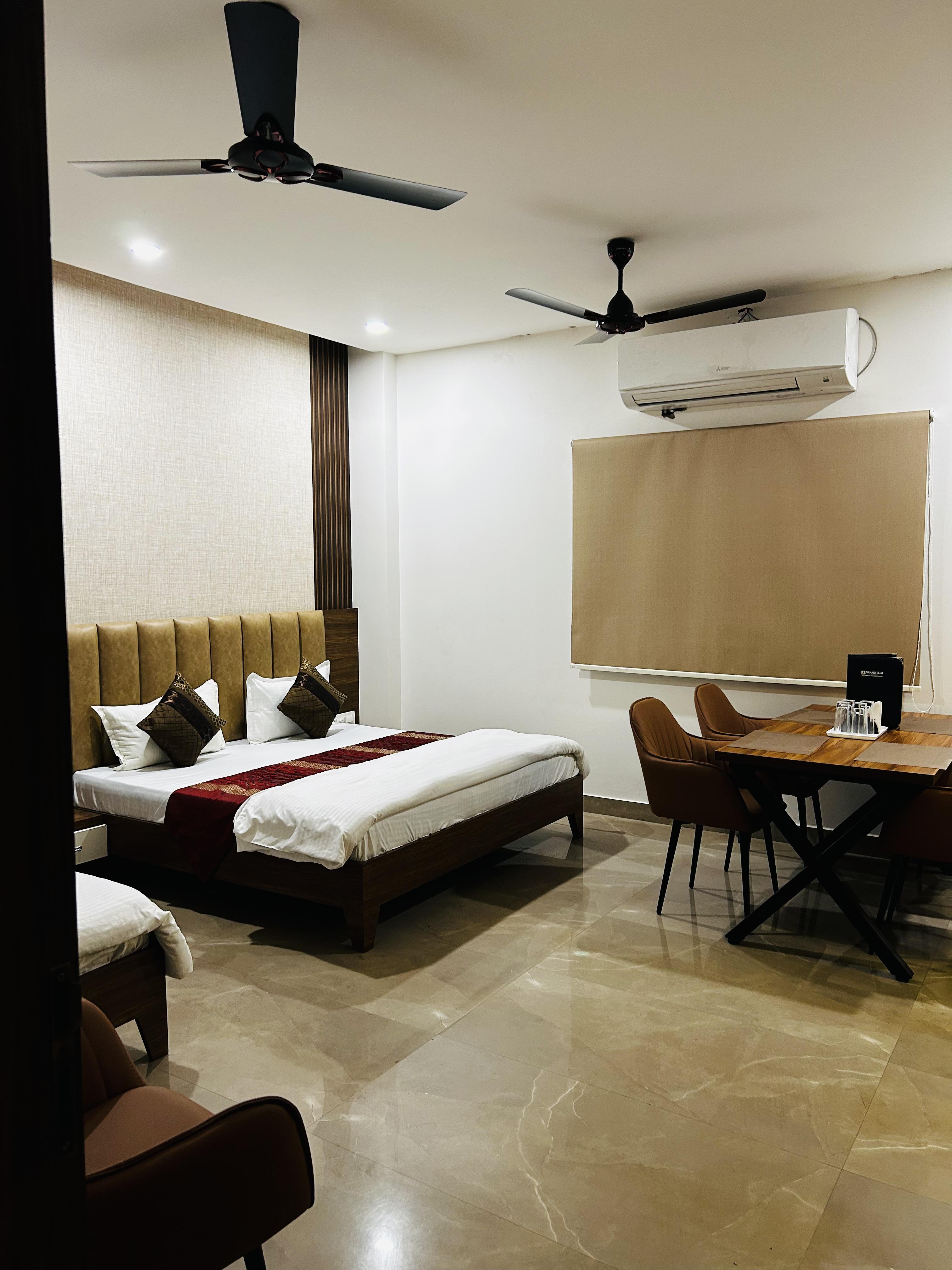 Firangi Club Restro - Tap to explore photos