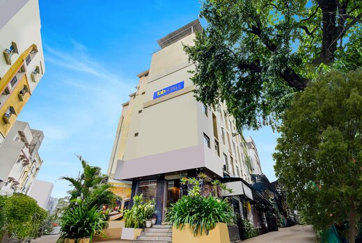 FabHotel Arastu Plaza - Nr Nampally Railway Station