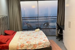 The Arc   Supernova, Noida