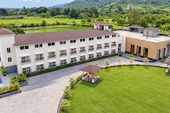 Estrella The Resort, Karjat