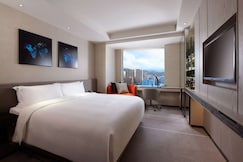 Humble House Taipei, Curio Collection by Hilton, Taipei