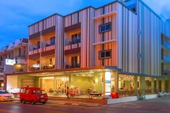 Anda Beachside Hotel, فوكيت