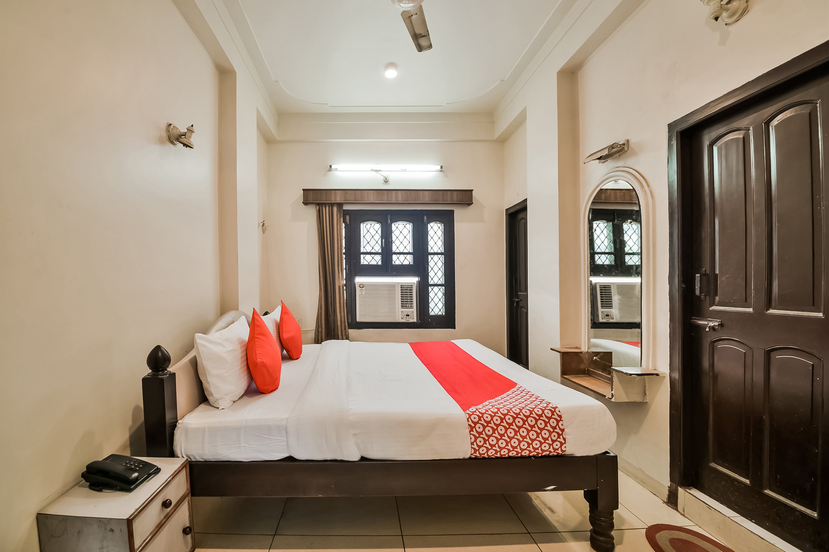 Hotel O Jagdish Palace & Restaurant Udaipur City Bus Station - Tap to explore photos