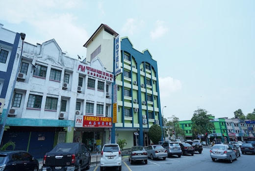 Oyo 89346 Sri Mutiara Hotel Standard Seremban 2 3 8 6 1 5 Price Address Reviews
