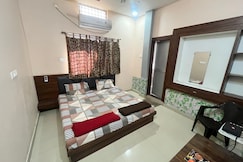 Hotel Raja Inn Kondagoan, Jeypore